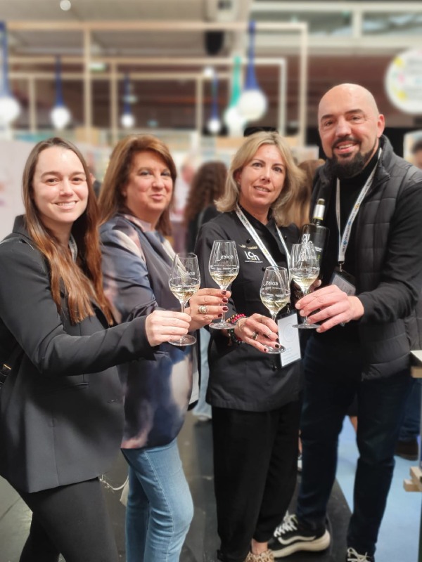 influencers en el túnel del vino del ribeiro en el forum gastronómico celebrado en expocoruña